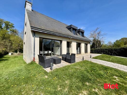 Villa à vendre 415 000 € 7 pièces 5 chambres 145,8 m² 1 422 m² de terrain Pont-Péan 35131