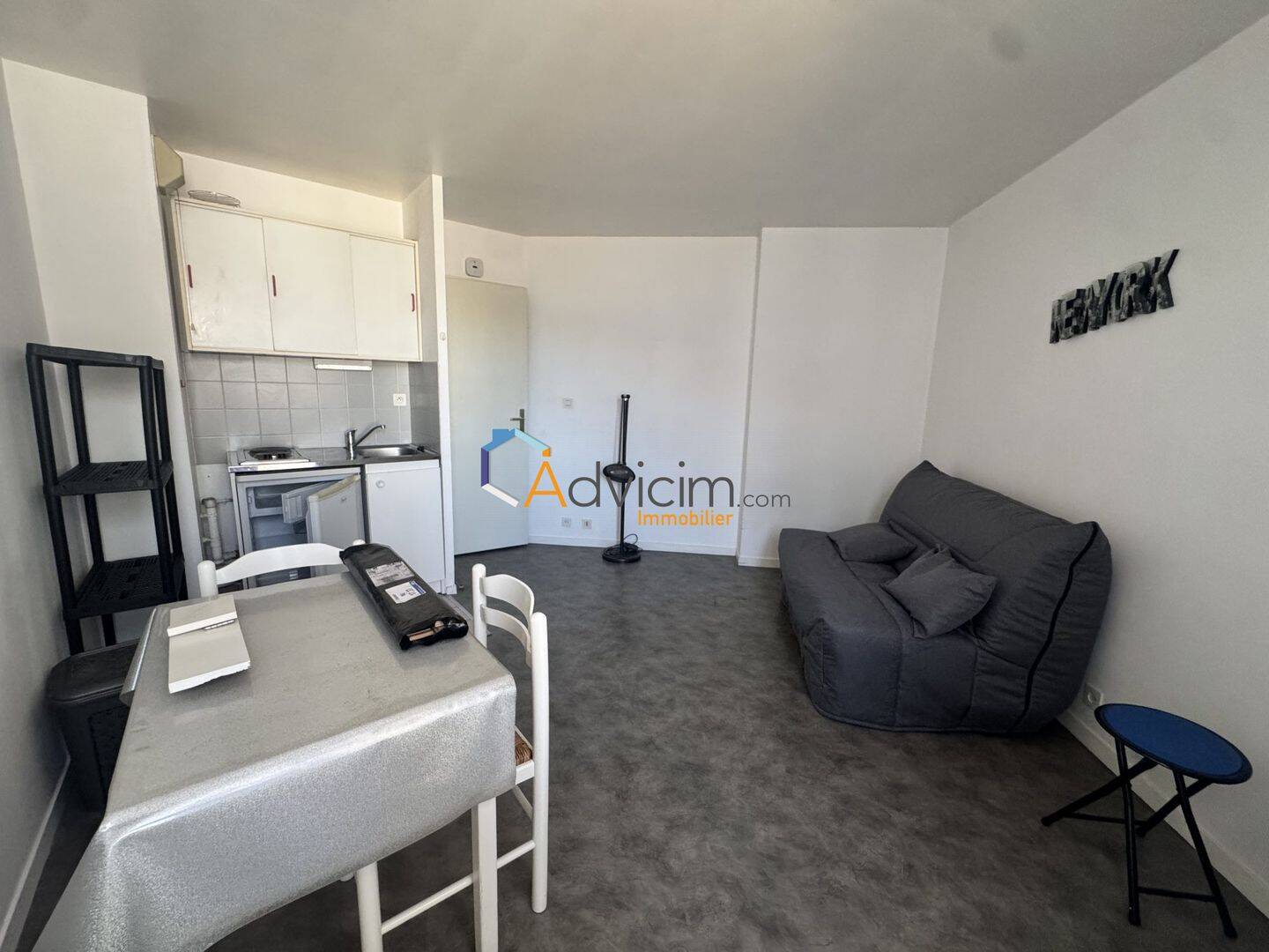Appartement 1 pièce 20 m² · à Orléans · 20 m² · 428 €