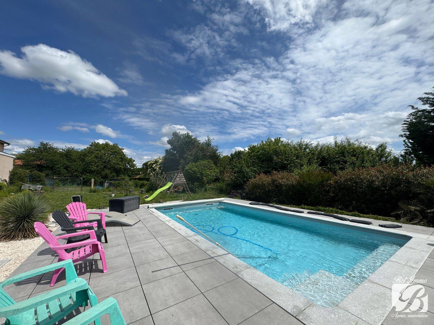 Maison 11 pièces 295 m² · à Bourg-Saint-Christophe · 295 m² · 655 000 €