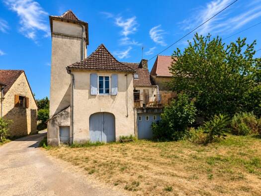 Maison à vendre 180 000 € 3 pièces 2 chambres 50 m² de terrain Dégagnac 46340