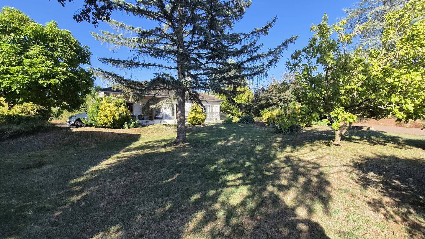 Maison 5 pièces 127 m² · à Hières-sur-Amby · 127 m² · 285 000 €