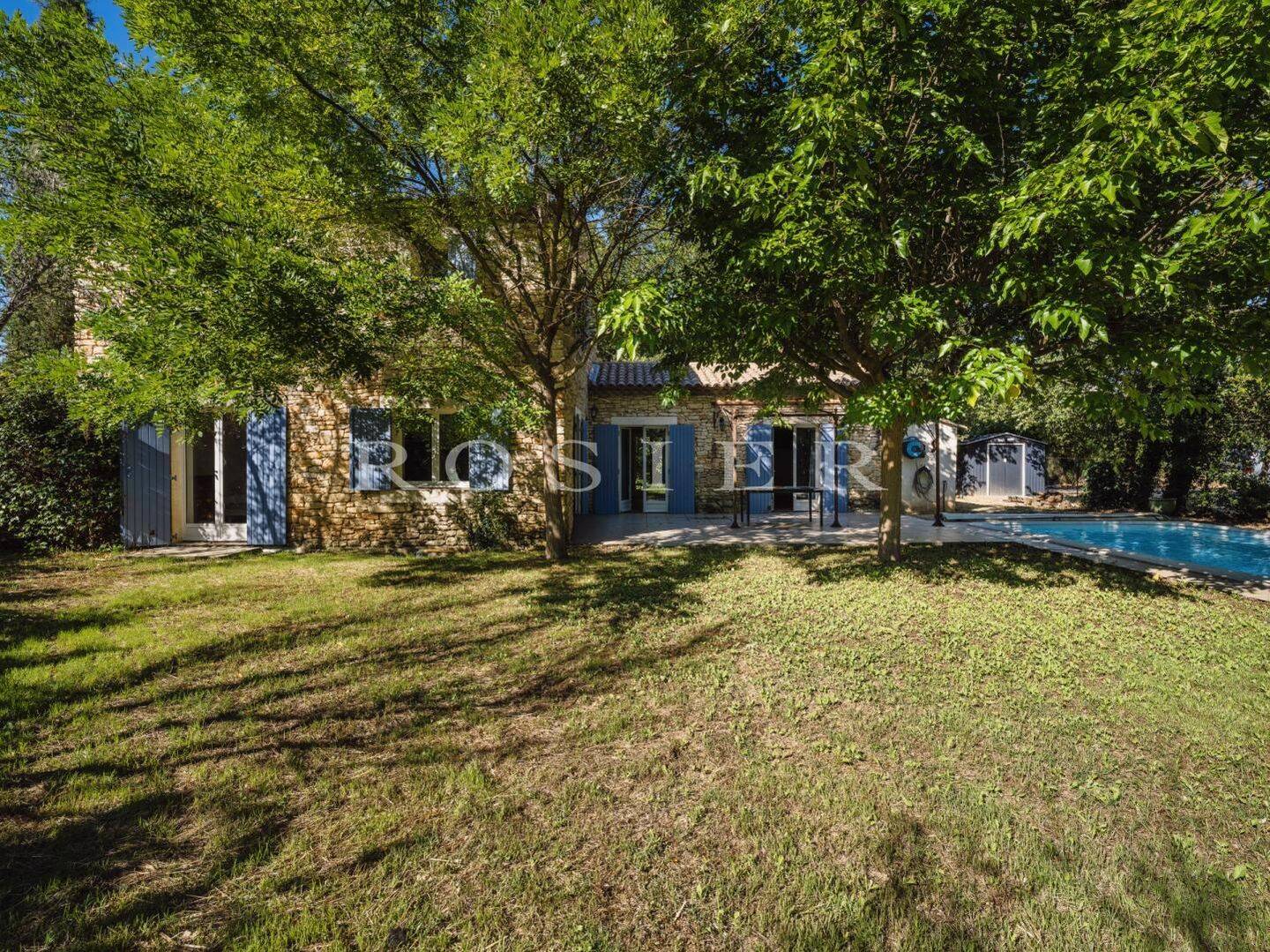 Maison 160 m² · à Gordes · 160 m² · 895 000 €