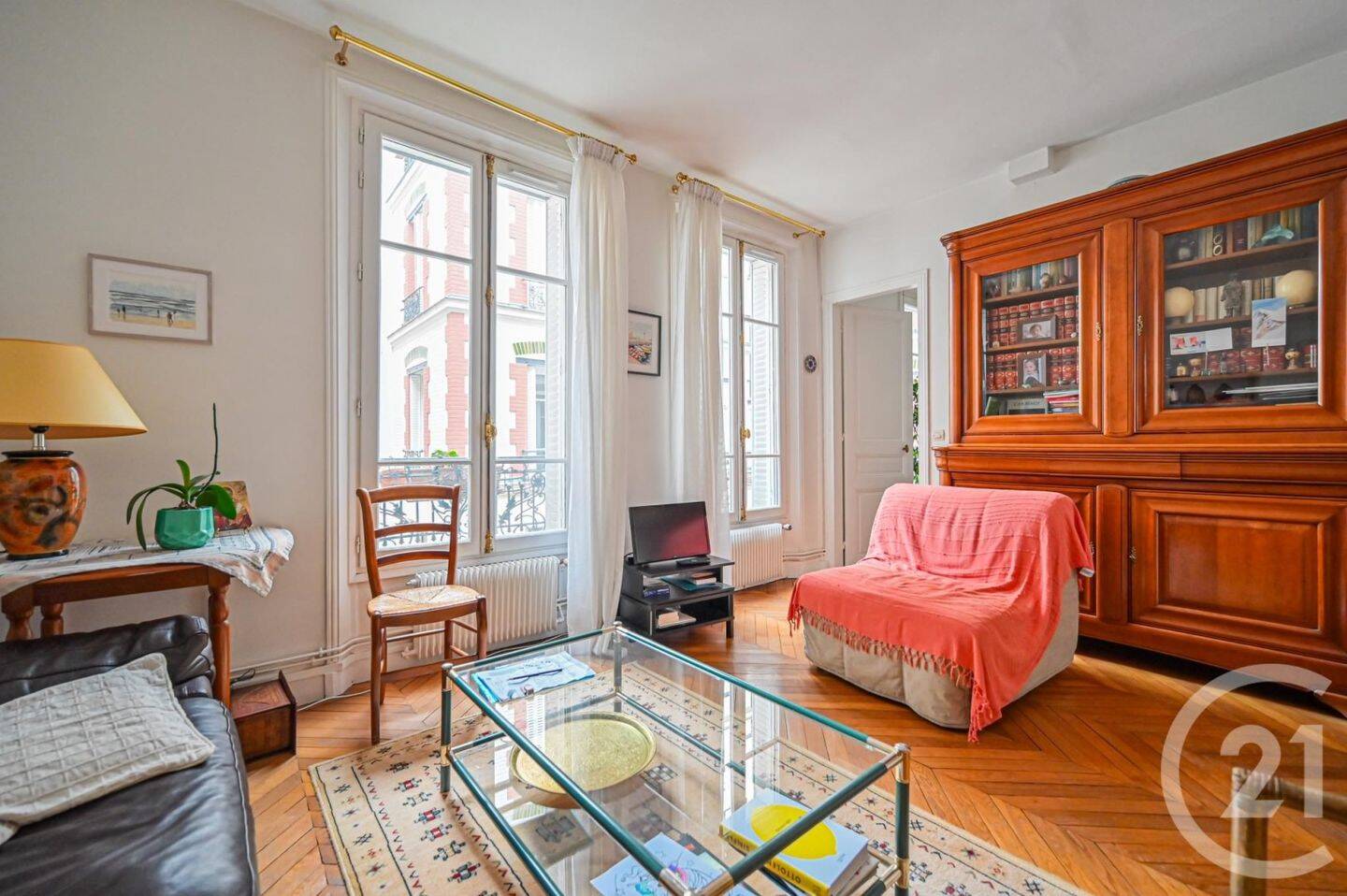 Appartement 3 pièces 83 m² · à Paris 11ème Arrondissement · 83,2 m² · 749 000 €
