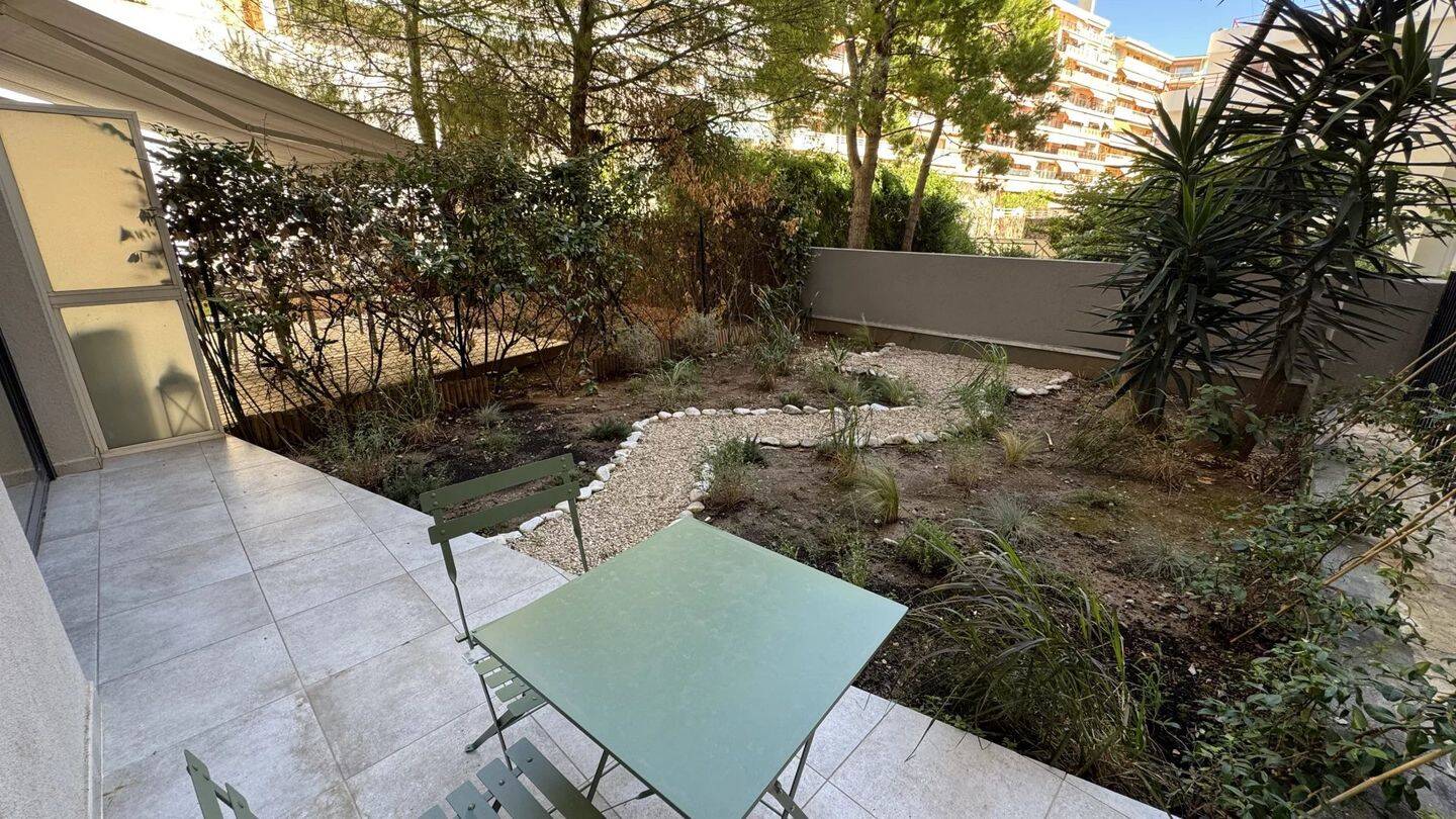 Appartement 1 pièce 35 m² · à Roquebrune-Cap-Martin · 35 m² · 1 250 €/mois