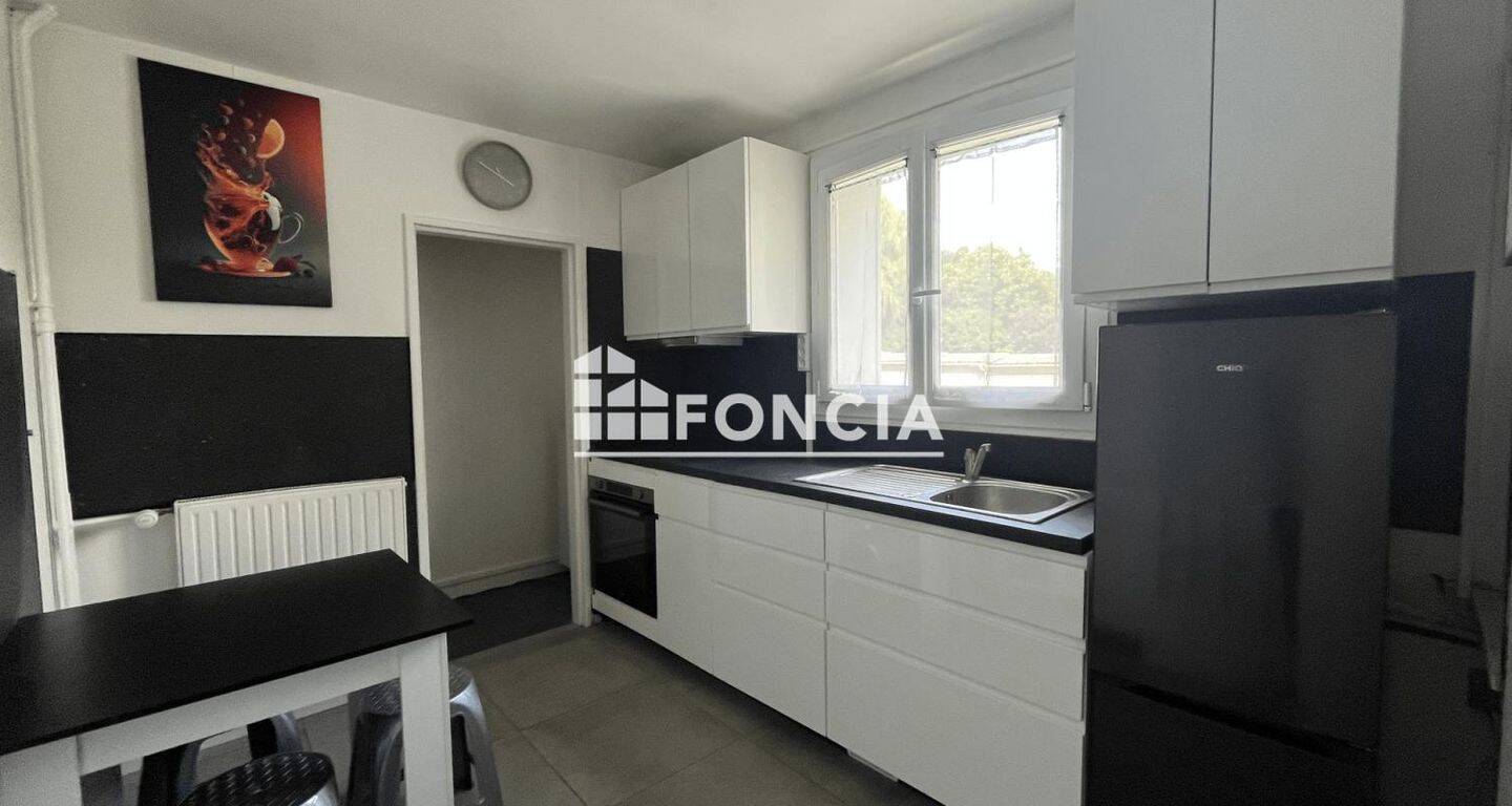 Appartement 3 pièces 60 m² · à Villiers-sur-Marne · 60,3 m² · 1 075 €