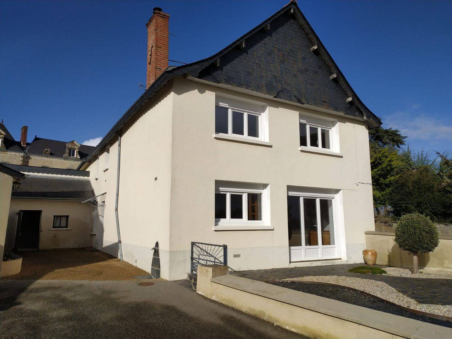 Maison 5 pièces 111 m² · à Segré-en-Anjou Bleu · 111 m² · 127 500 €