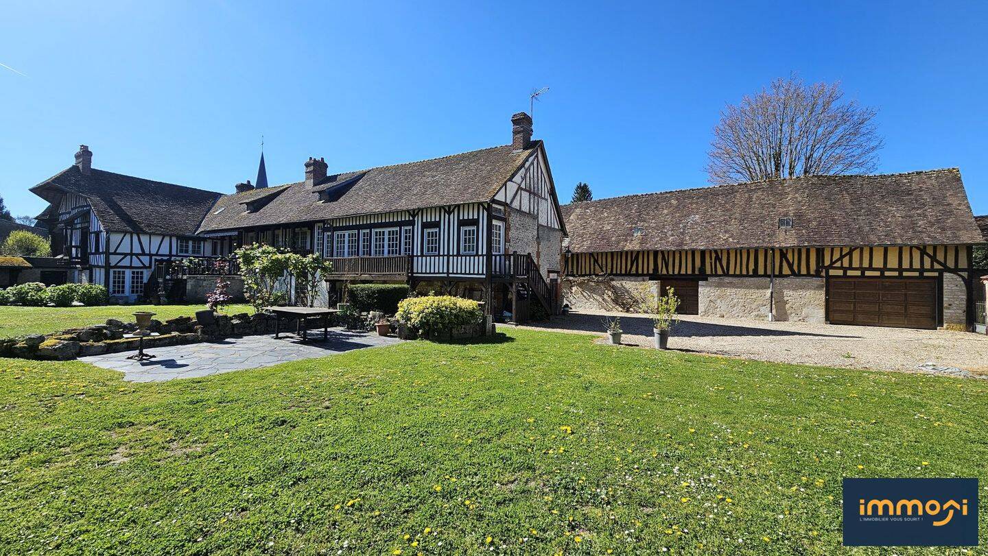 Maison 15 pièces 488 m² · à Acquigny · 488 m² · 739 000 €