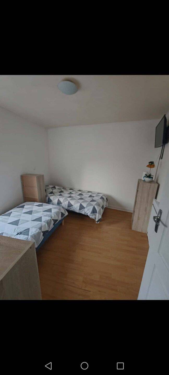 Appartement 1 pièce 25 m² · à Aÿ-Champagne · 25 m² · 990 €/mois
