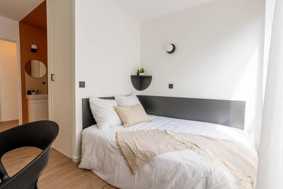 1 pièce 11 m² · à Lille · 11 m² · 710 €/mois