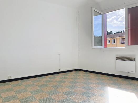 Maison de ville à louer 560 € 4 pièces 3 chambres 82 m² Rive Gauche Bédarieux 34600