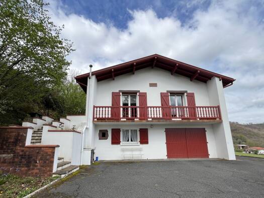 Maison à vendre 289 000 € 4 pièces 3 chambres 90 m² 1 391 m² de terrain Ossès 64780