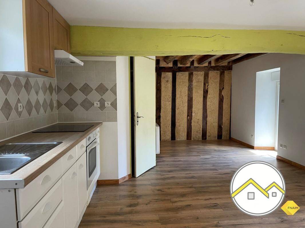 Appartement 2 pièces 42 m² · à Ombrée d'Anjou · 42 m² · 450 €