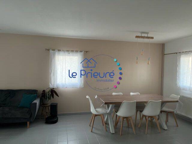 Maison 4 pièces 86 m² · à Saint-Nizier-sous-Charlieu · 86 m² · 790 €