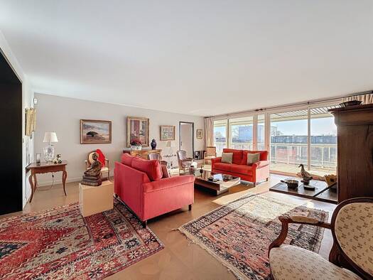 Appartement à vendre 1 352 000 € 5 pièces 4 chambres 220 m² Étage 4/4 La Rochelle 17000