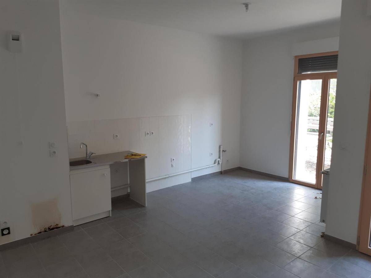 Appartement 3 pièces 68 m² · à Lyon 7ème Arrondissement · 68 m² · 1 097 €/mois