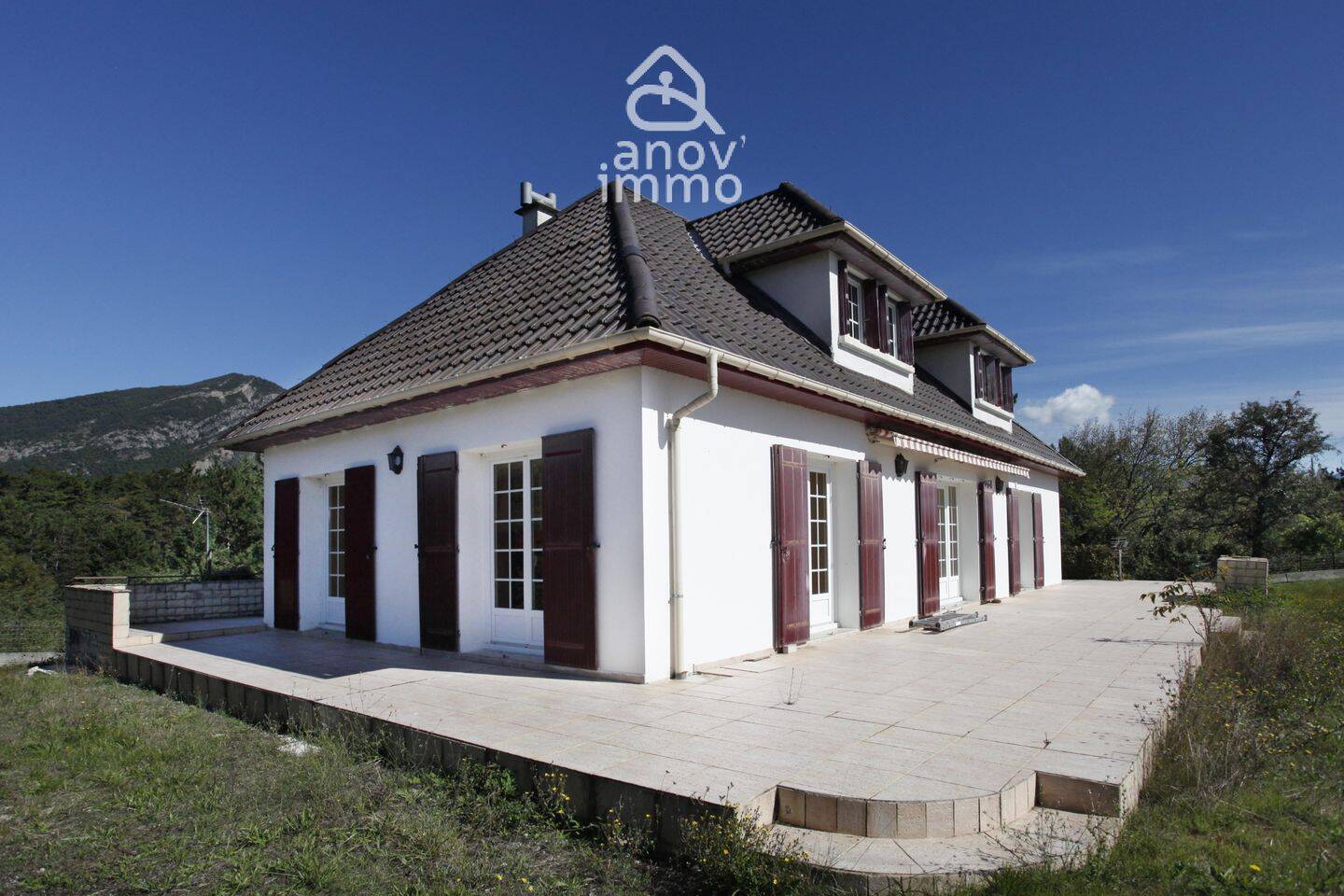 Maison 7 pièces 166 m² · à Le Bersac · 166,4 m² · 230 000 €
