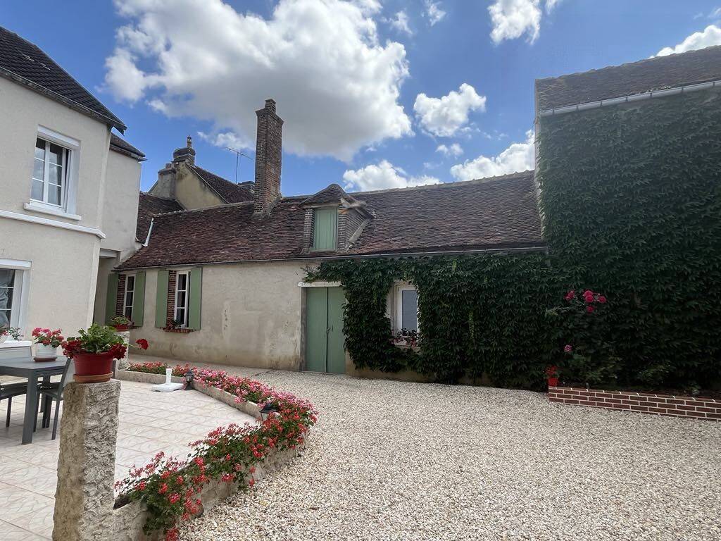Maison 7 pièces 155 m² · à Brienon-sur-Armançon · 155 m² · 168 000 €