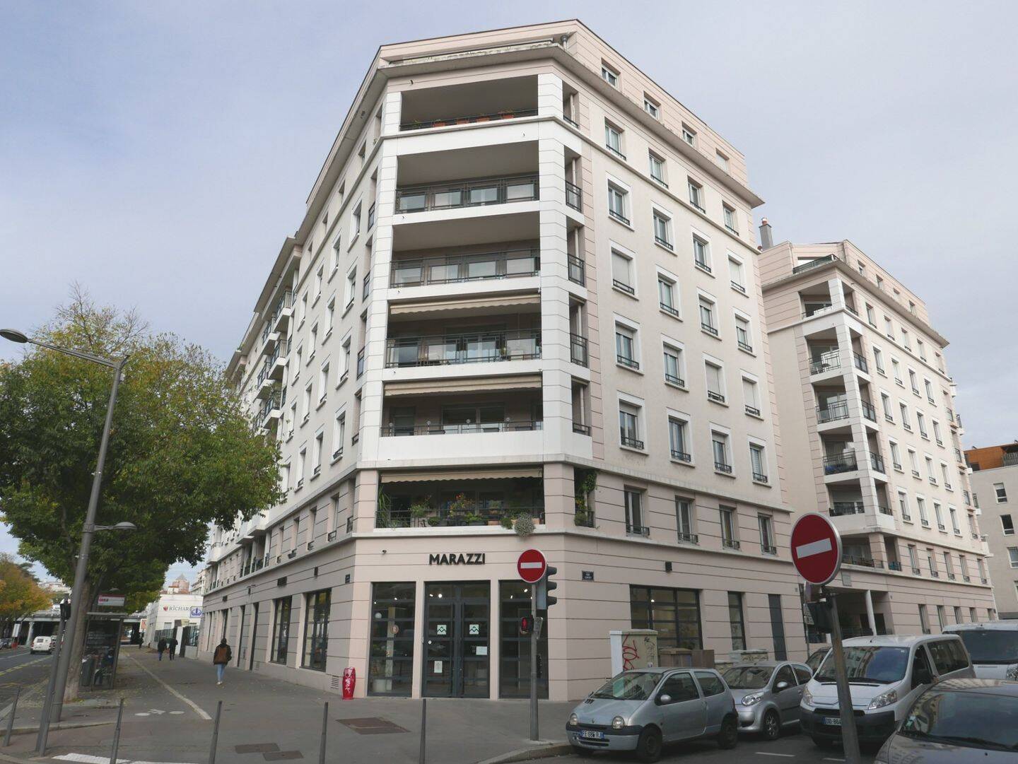 Appartement 3 pièces 75 m² · à Lyon 7ème Arrondissement · 75 m² · 1 097 €/mois