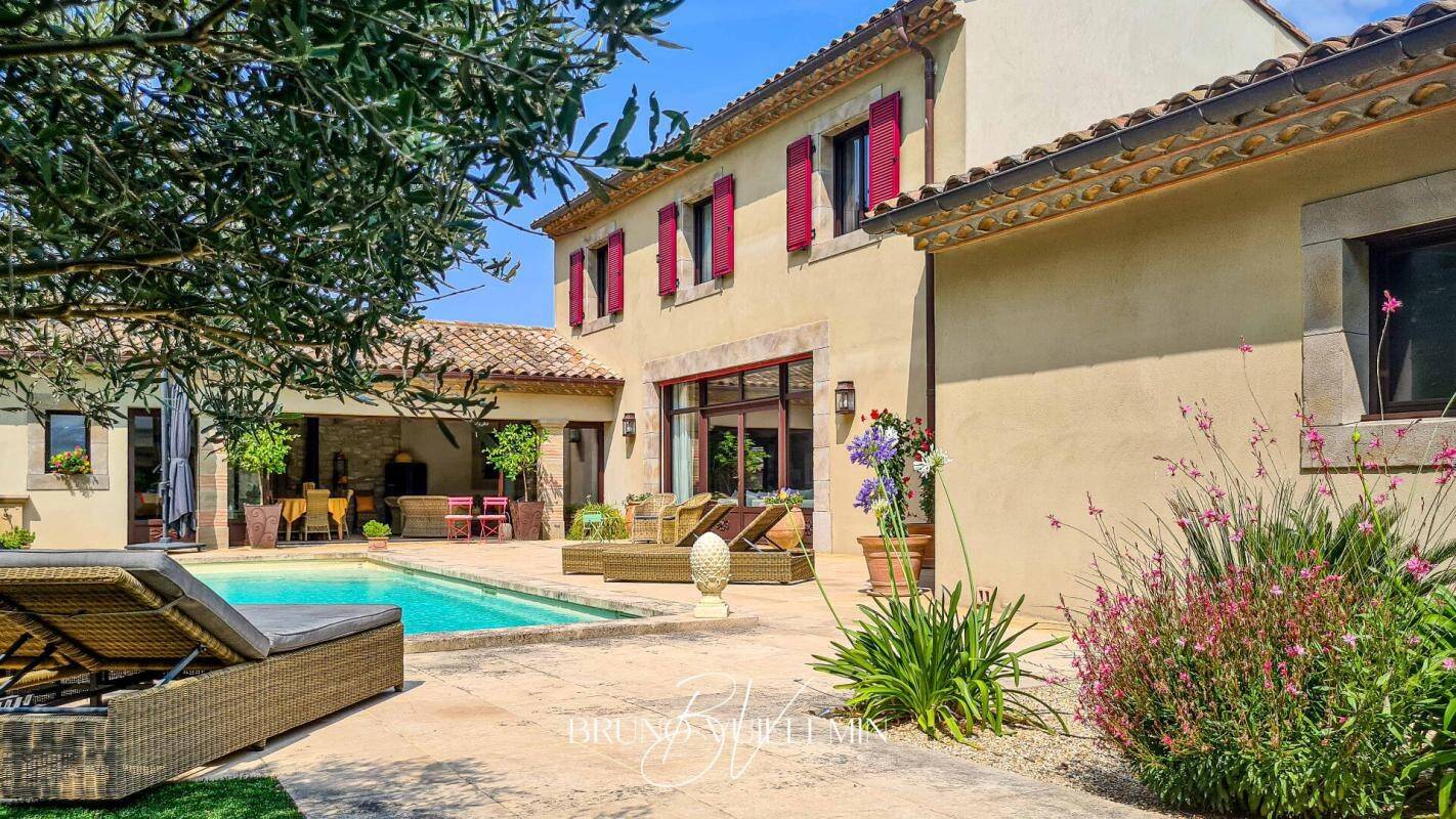 Maison 10 pièces 403 m² · à Carcassonne · 403 m² · 1 045 000 €