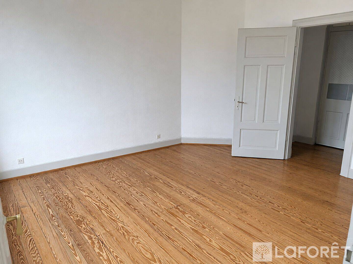 3 pièces 77 m² · à Strasbourg · 77 m² · 1 200 €