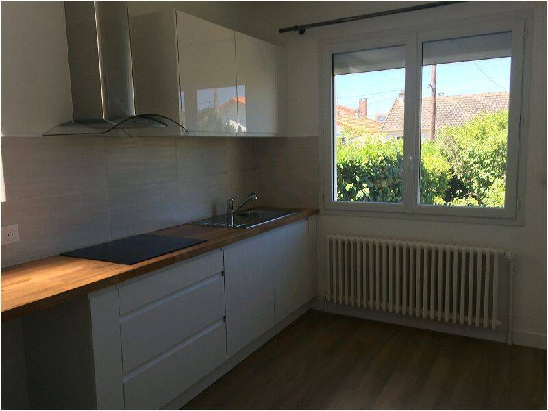 Maison 4 pièces 77 m² · à Yerres · 76,6 m² · 1 642 €
