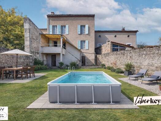 Maison à vendre 179 000 € 6 pièces 3 chambres 160 m² 300 m² de terrain Réalmont 81120