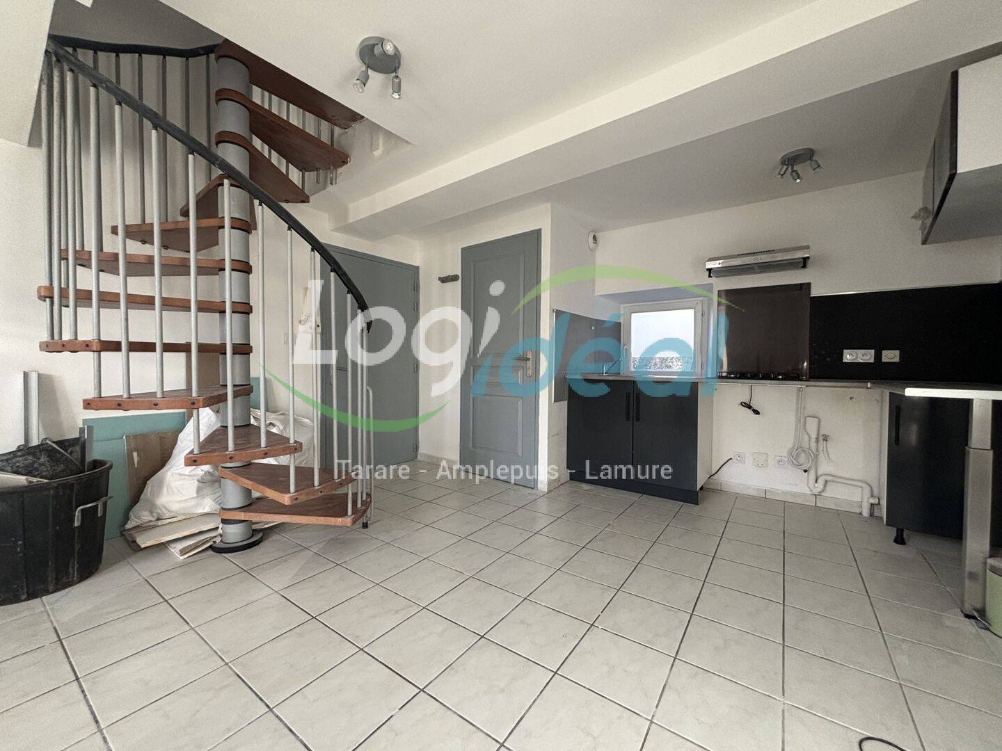 Appartement 3 pièces 38 m² · à Saint-Clément-sur-Valsonne · 38 m² · 410 €/mois