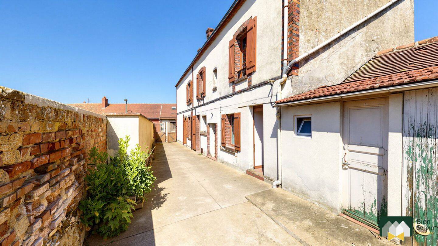 Maison 4 pièces 98 m² · à Mainvilliers · 97,8 m² · 163 000 €