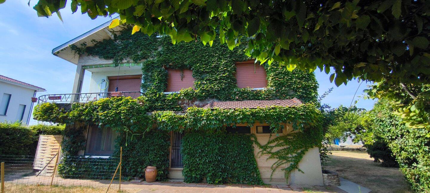Appartement 3 pièces 70 m² · à Péronnas · 70 m² · 725 €