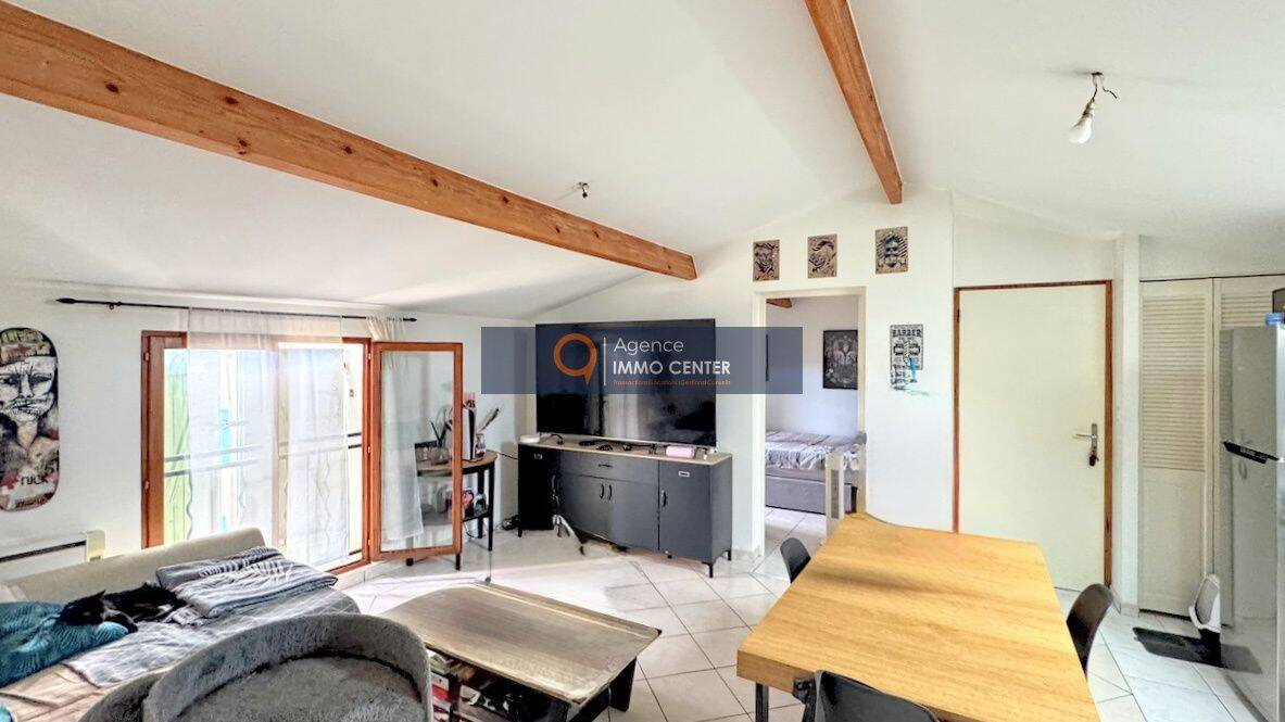 Appartement 3 pièces 48 m² · à Solliès-Pont · 47,5 m² · 668 €