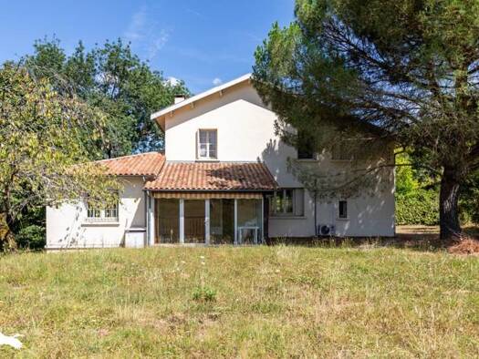 Maison à vendre 210 400 € 5 pièces 4 chambres 161 m² 6 030 m² de terrain Layrac 47390