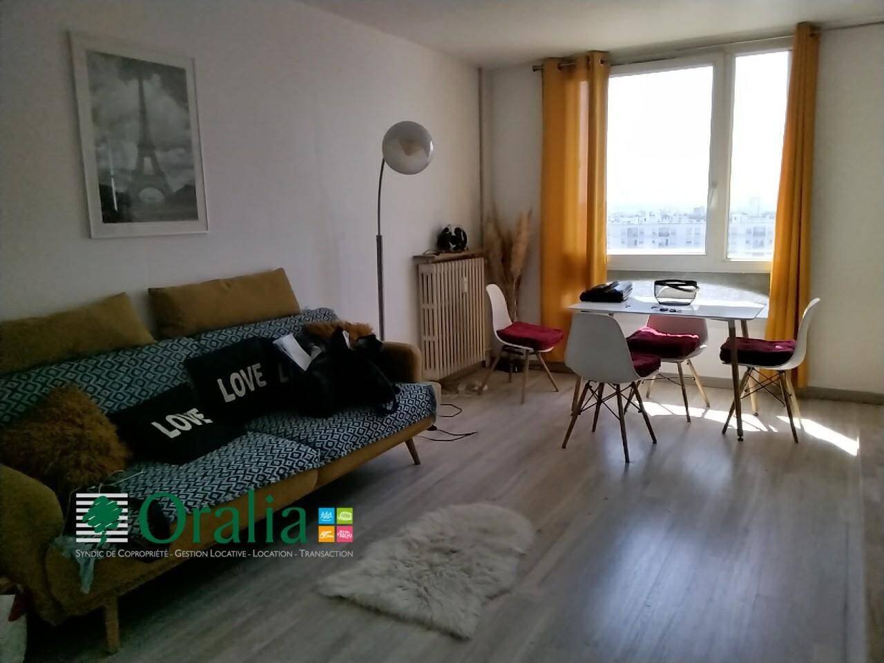 Appartement 2 pièces 56 m² · à Lyon 8ème Arrondissement · 55,6 m² · 900 €/mois