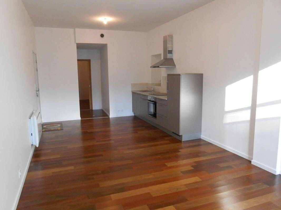 Appartement 1 pièce 52 m² · à Cholet · 52 m² · 625 €/mois