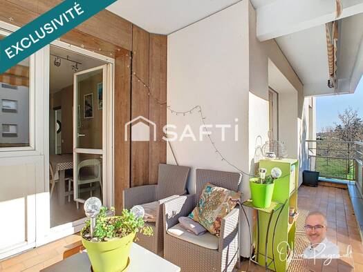 Appartement à vendre 199 000 € 4 pièces 2 chambres 79 m² Étage 1/14 Lyon 8ème arrondissement 69008