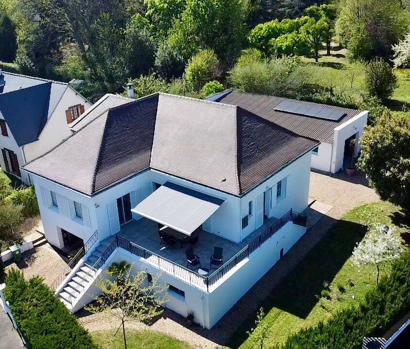 Maison 6 pièces 234 m² · à Chambray-lès-Tours · 234 m² · 650 000 €