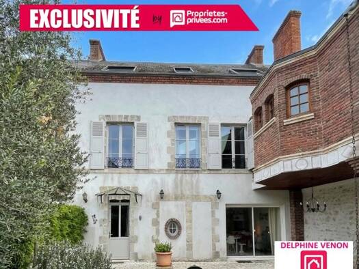 Maison à vendre 451 500 € 7 pièces 6 chambres 227 m² 308 m² de terrain Châteauneuf-sur-Loire 45110