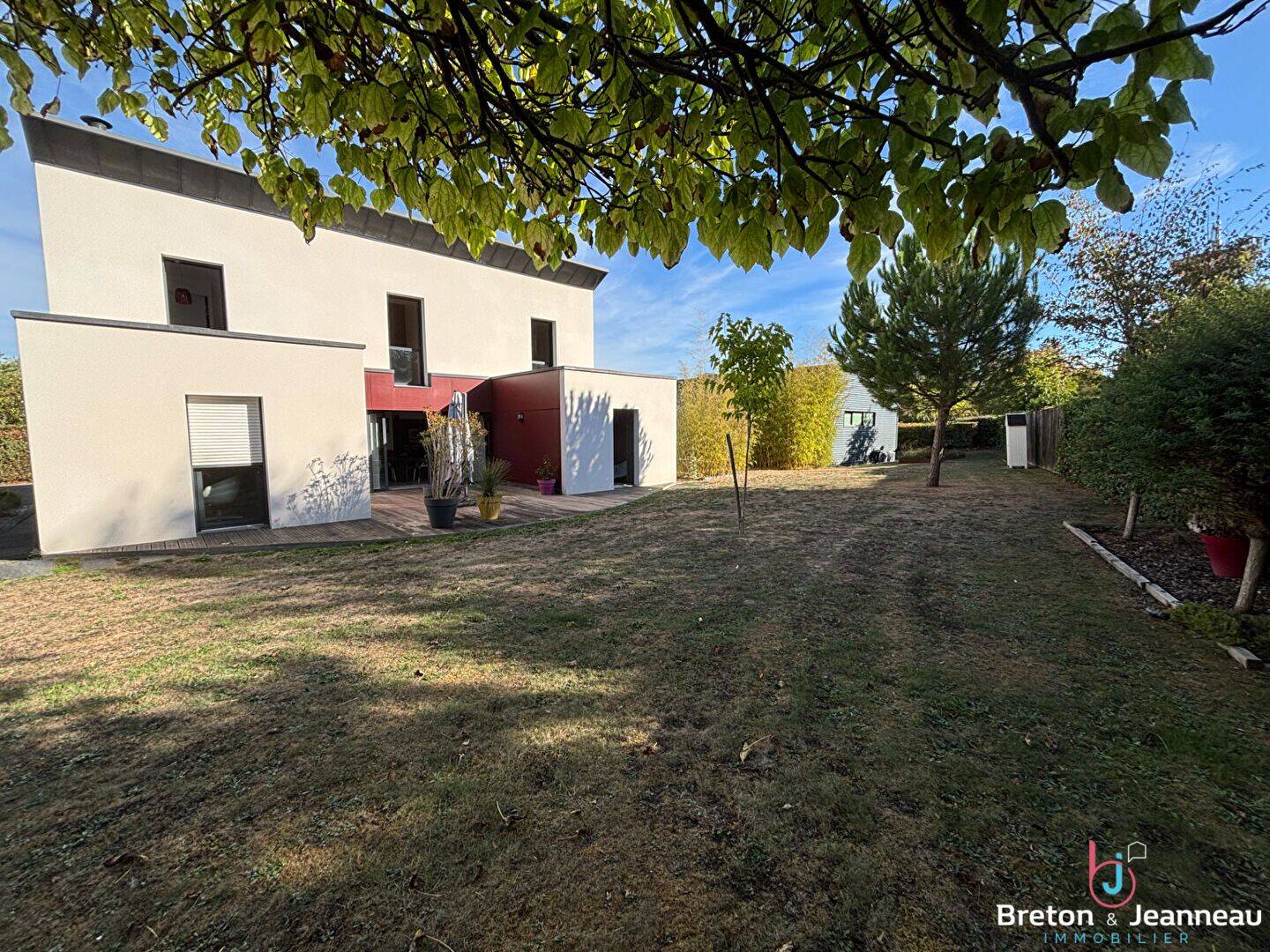 Maison 8 pièces 204 m² · à Bonchamp-lès-Laval · 204,2 m² · 650 000 €