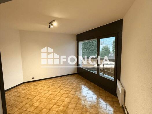 Appartement à louer 550 € 1 pièce 22,4 m² 1er étage Vouilloux Sallanches 74700
