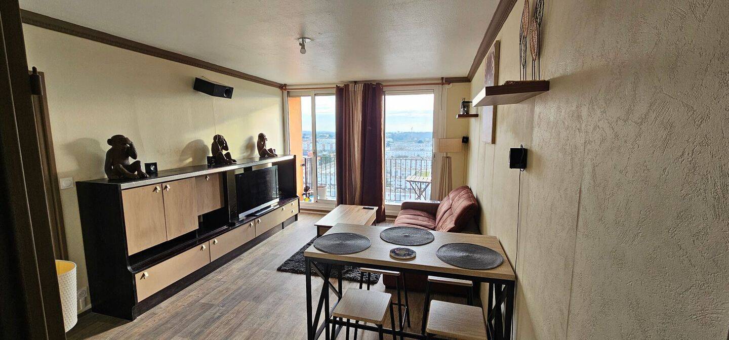 Appartement 3 pièces 64 m² · à Cenon · 64 m² · 906 €