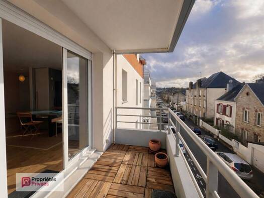 Appartement à vendre 210 000 € 3 pièces 2 chambres 67,1 m² Étage 2/3 Penhars Quimper 29000