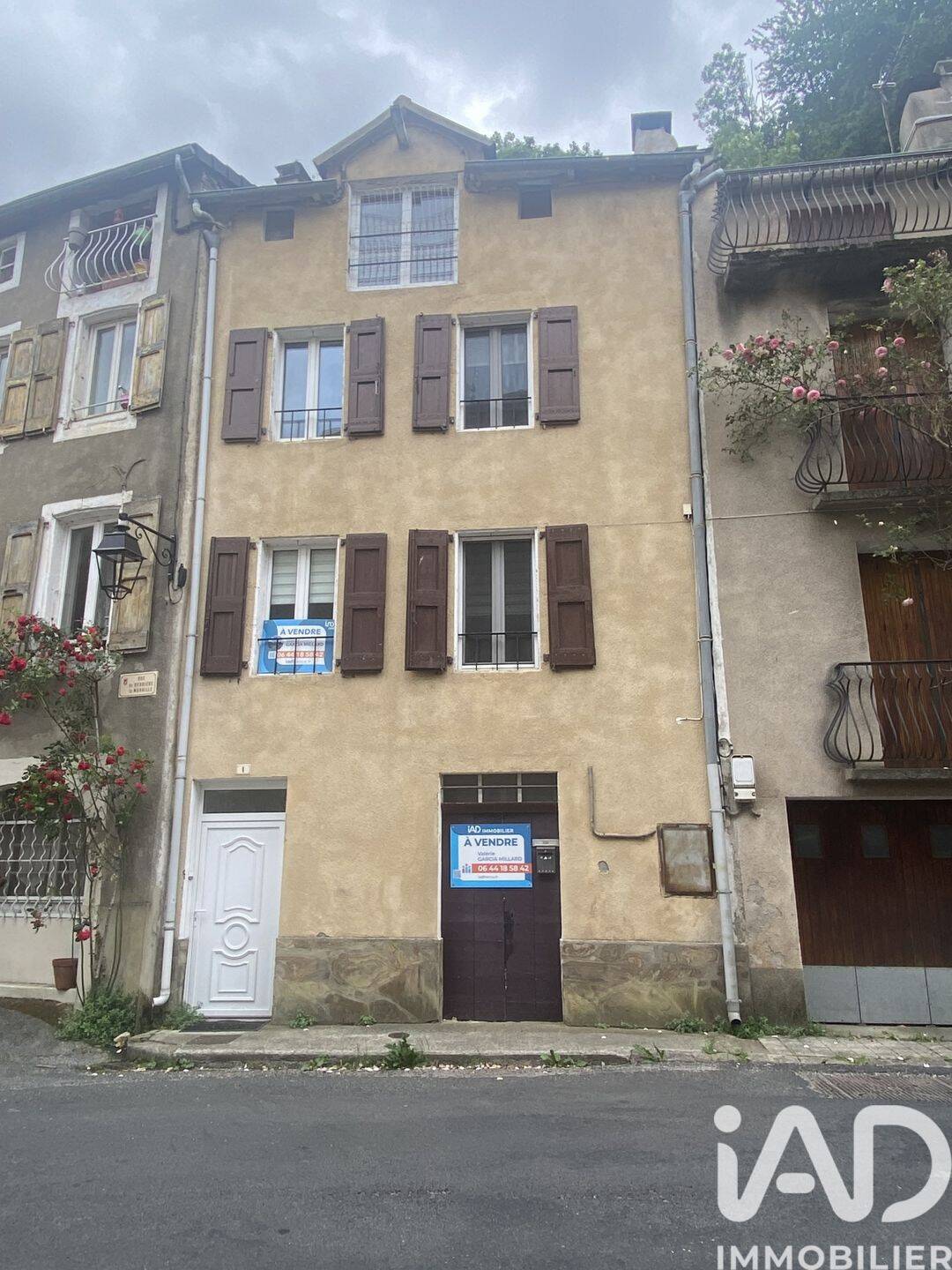 Maison 5 pièces 91 m² · à Saint-Jean-du-Bruel · 90,6 m² · 129 000 €