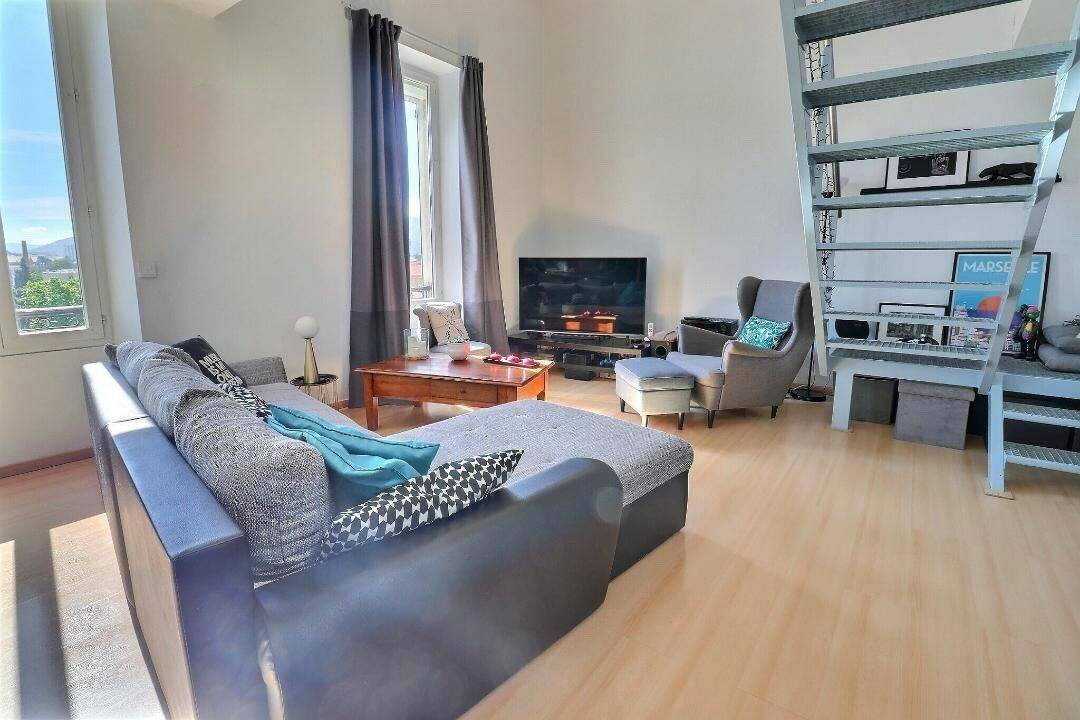 Appartement 2 pièces 78 m² · à Marseille 5ème Arrondissement · 78 m² · 210 000 €