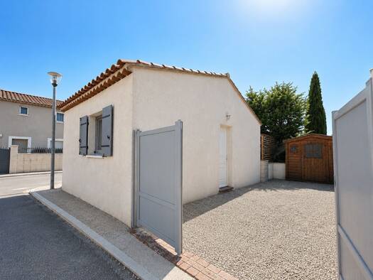 Maison de plain-pied à vendre 290 000 € 3 pièces 2 chambres 60 m² 170 m² de terrain Pignans 83790