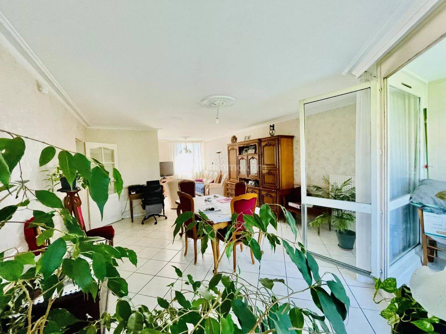 Appartement 4 pièces 84 m² · à Grenoble · 84 m² · 127 000 €
