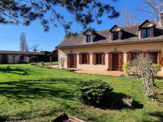 Maison à vendre 143 000 € 5 pièces 3 chambres 106 m² 741 m² de terrain Turny 89570