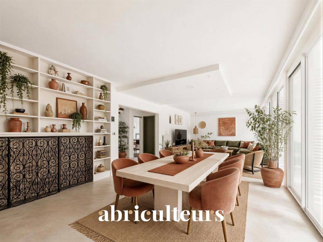 Maison 10 pièces 263 m² · à Enghien-les-Bains · 263 m² · 949 000 €