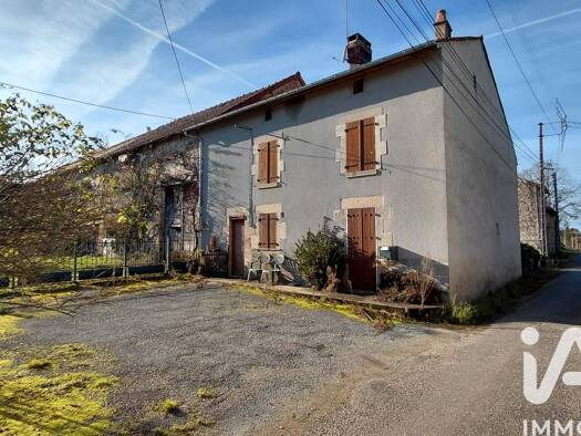 Maison à vendre 98 000 € 7 pièces 4 chambres 122 m² 3 943 m² de terrain Fromental 87250