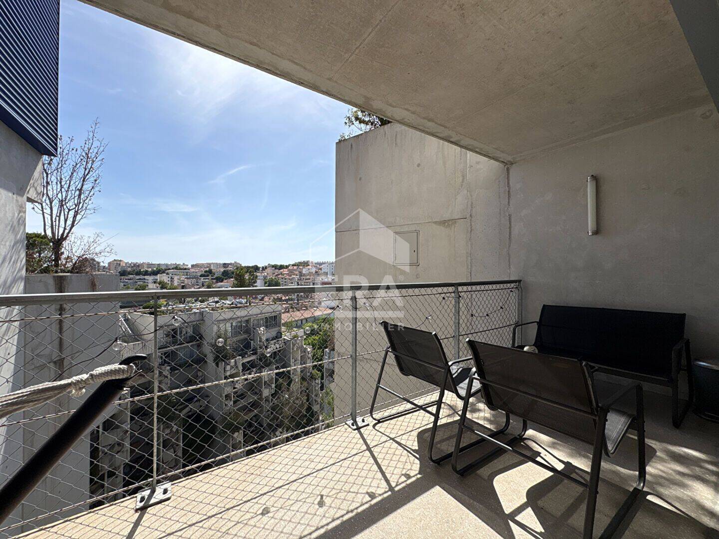Appartement 3 pièces 64 m² · à Marseille 4ème Arrondissement · 64 m² · 1 100 €