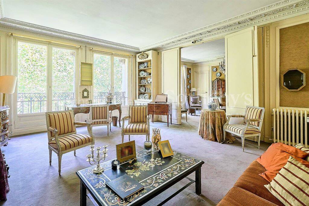 Appartement 7 pièces 209 m² · à Lille · 209 m² · 890 000 €