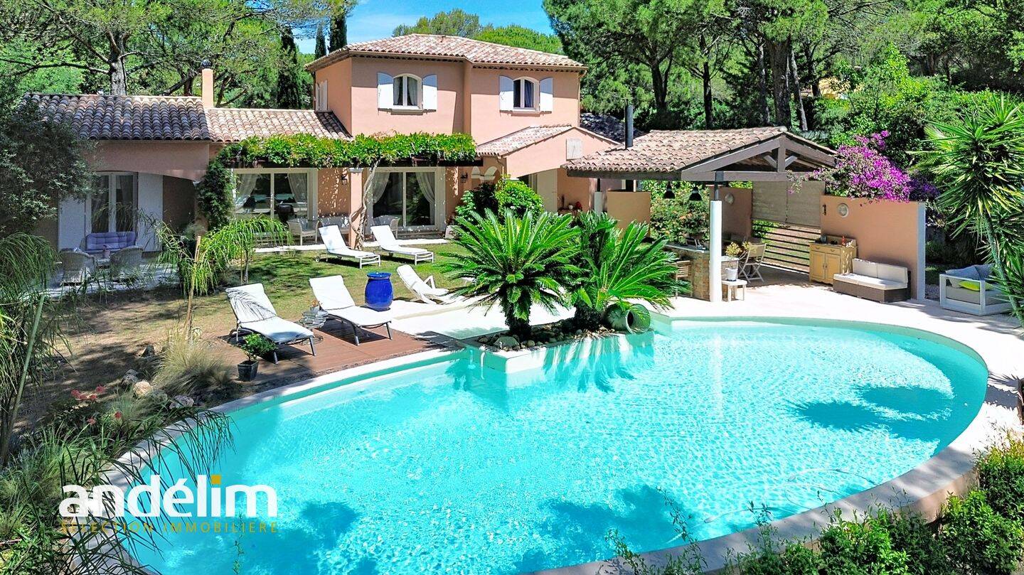Maison 7 pièces 173 m² · à Saint-Raphaël · 173 m² · 1 300 000 €